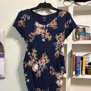 Fitted maternity dress floral